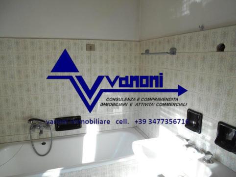  id.4933668