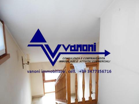  id.4933687