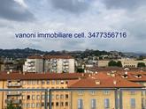 Bergamo, in zona centralissima, a pochi passi da Piazza Pontida, proponiamo introvabile ATTICO di circa 252,00 mq commerciali con 2 ampi terrazzi. in Vendita