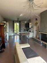 VANONI IMMOBILIARE PROPONE IN ESCLUSIVA AMPIO QUADRILOCALE TERMOAUTONOMO POSIZIONATO AL PIANO 1, IN BERGAMO VIA TITO LEGRENZI DI 115,00 MQ CIRCA IN OTTIMO STATO. in Vendita
