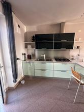 VANONI IMMOBILIARE PROPONE IN ESCLUSIVA AMPIO QUADRILOCALE TERMOAUTONOMO POSIZIONATO AL PIANO 1, IN BERGAMO VIA TITO LEGRENZI DI 115,00 MQ CIRCA IN OTTIMO STATO. in Vendita