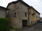 AFFARONE!!! VANONI IMMOBILIARE PROPONE PORZIONE DI CASA ZOGNO ( BG ) - LOC. SOMENDENNA, CIRCA 7OO MT DI ALTITUDINE , IN POSIZIONE CON TRIPLA ESPOSIZIONE SOLARE- IDEALE PER CHI CERCA TRANQUILLITA