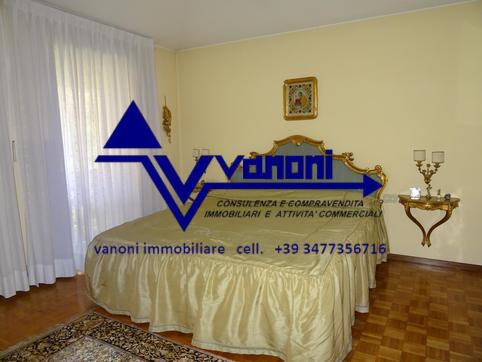  id.5307958