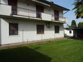 COLOGNO AL SERIO (BG) CENTRO - VENDIAMO VILLA BIFAMILIARE DI CIRCA MQ. 395,00 COMMERCIALI, PER DUE FAMIGLIE. in Vendita